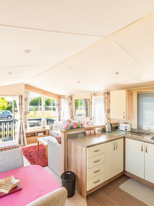 BK Bluebird Grosvenor for sale at Arrow Bank - living area photo