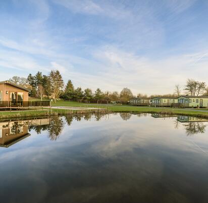 5 star holiday park Herefordshire Arrow Bank