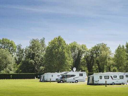 5 star caravan park with fishing Herefordshire