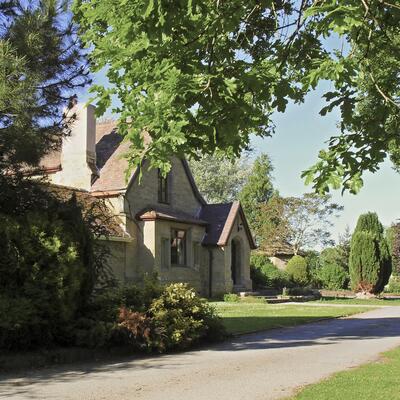 5 star dog friendly self catering holidays Herefordshire Wales